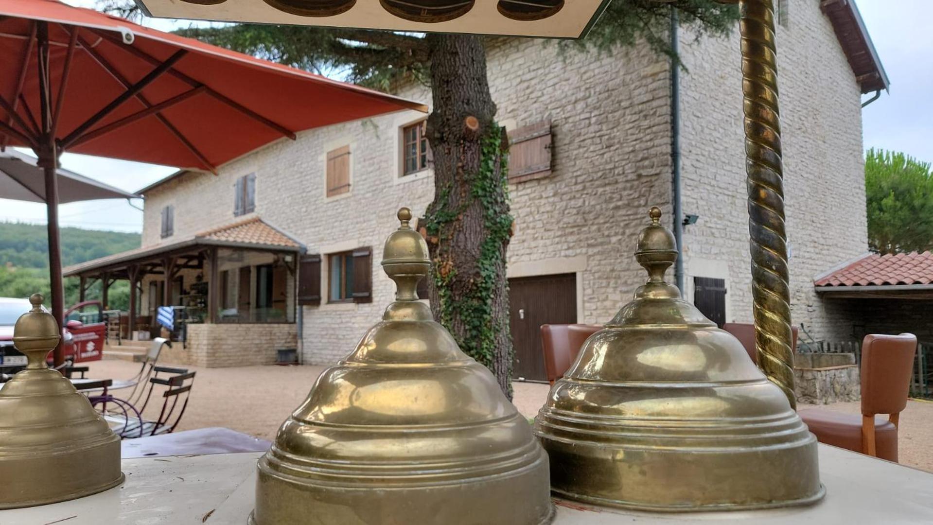 Domaine Bassy Hotel Saint-Gengoux-de-Scissé Exterior photo